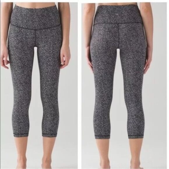 LULULEMON Wunder Under Crop Hi-Rise Leggings sz 8 black white - Picture 1 of 9